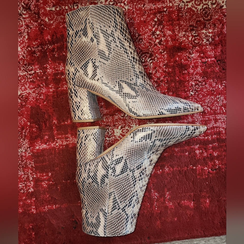 Marc Fisher Ankle Boots